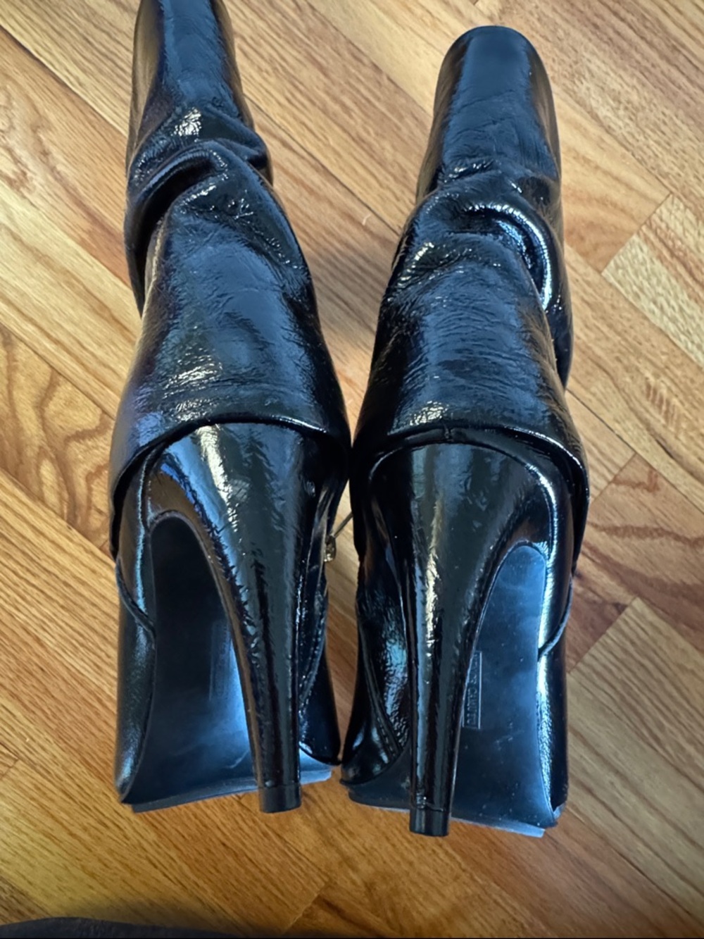 Black Patent Mid-Calf Pointed Toe Stiletto Boots from Vince Camaro. Size 8 - Picture 3 of 3
